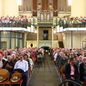 Das Publikum eines Konzerts in der Ev. Kirche Waldbröl